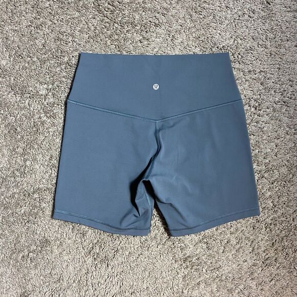 Lululemon Size 10 Align Short High Rise 6" Oil Grey - Picture 2 of 5